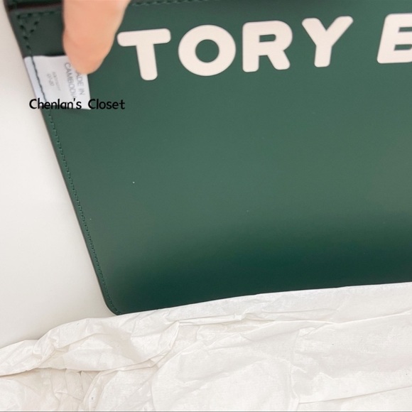 💝NeW! Tory Burch Gemini Link Large Logo Tote - Picture 11 of 12